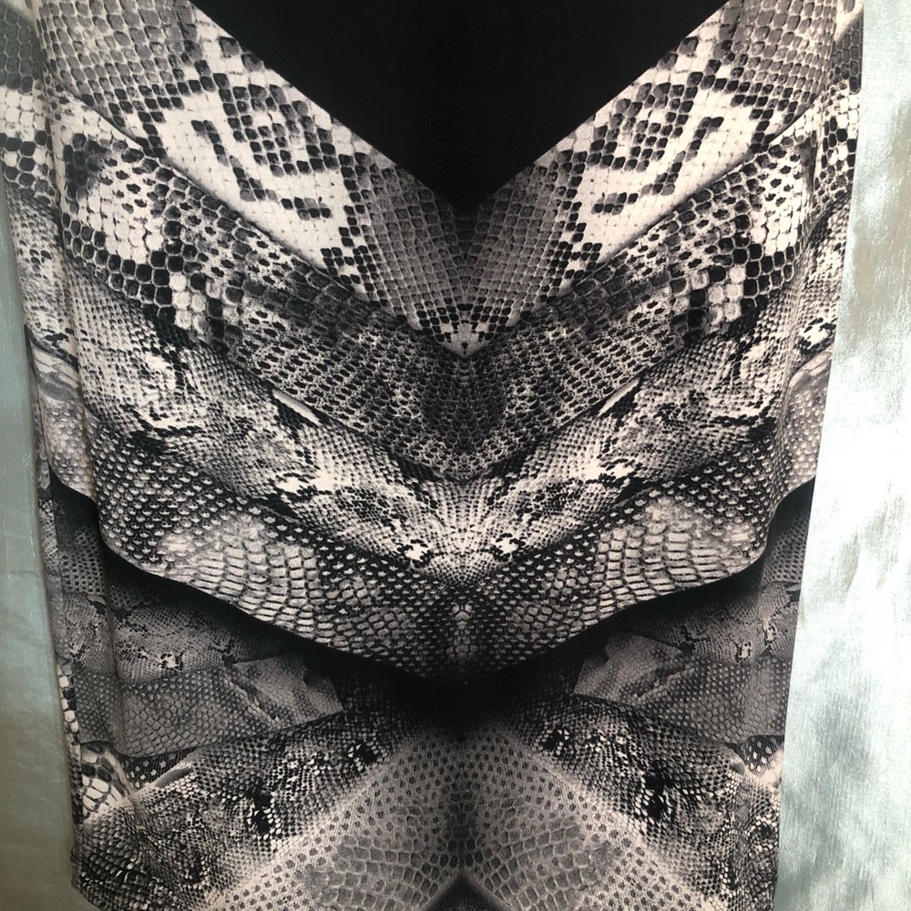 Sultry Saks Serpent bodycon midi dress with 3/4 sleeves, XS - Picture 3 of 6